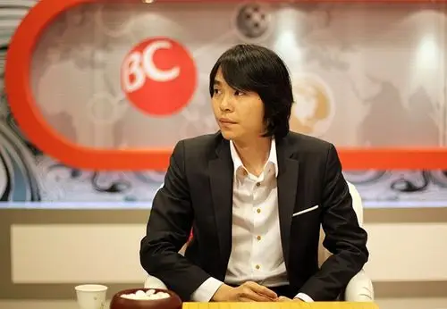 图文:bc卡杯决赛第二局 李世石等待比赛开始