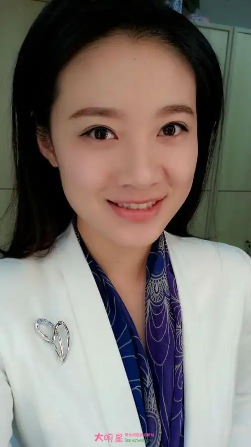 内地主持人杨阳个人资料和图片 杨阳近况介绍