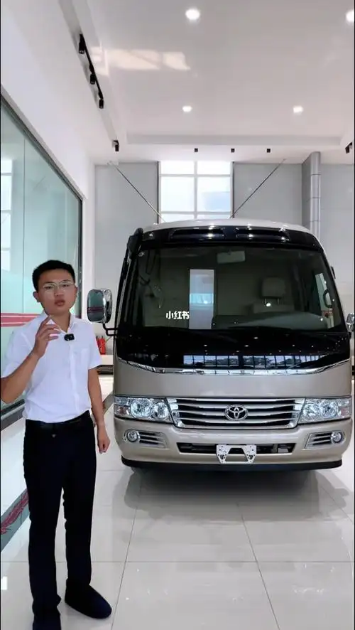 丰田考斯特十二座大型商务车公司接待用车
