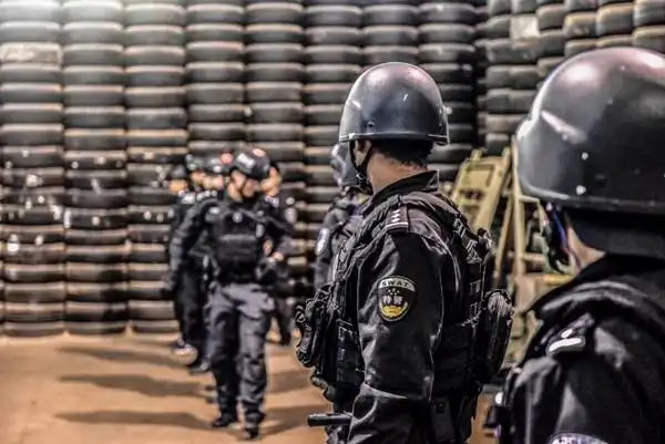 昆明特警开展专项任务大练兵_中国网