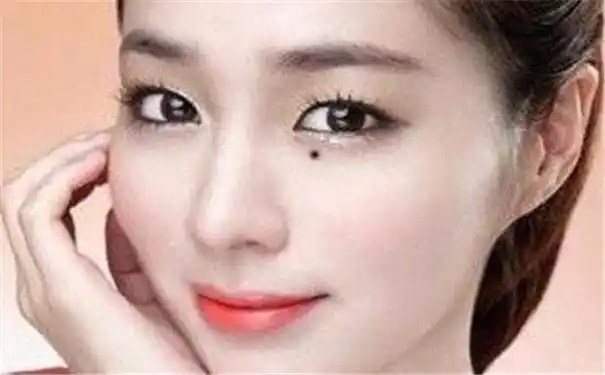 图片来源网络,如有侵权请联系站长删除要是一个人的眼睛下方有痣的话