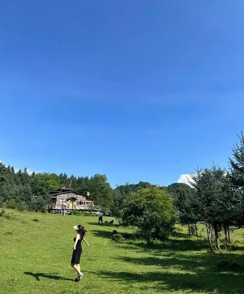 旅遊  #阿布的若丁山  一路川西走过来 最后一日停留在海螺沟～ 票构