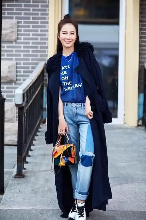 岁月饶过谁!叶璇也老了,穿绿卫衣配牛仔裤,40岁变胖差点认不出