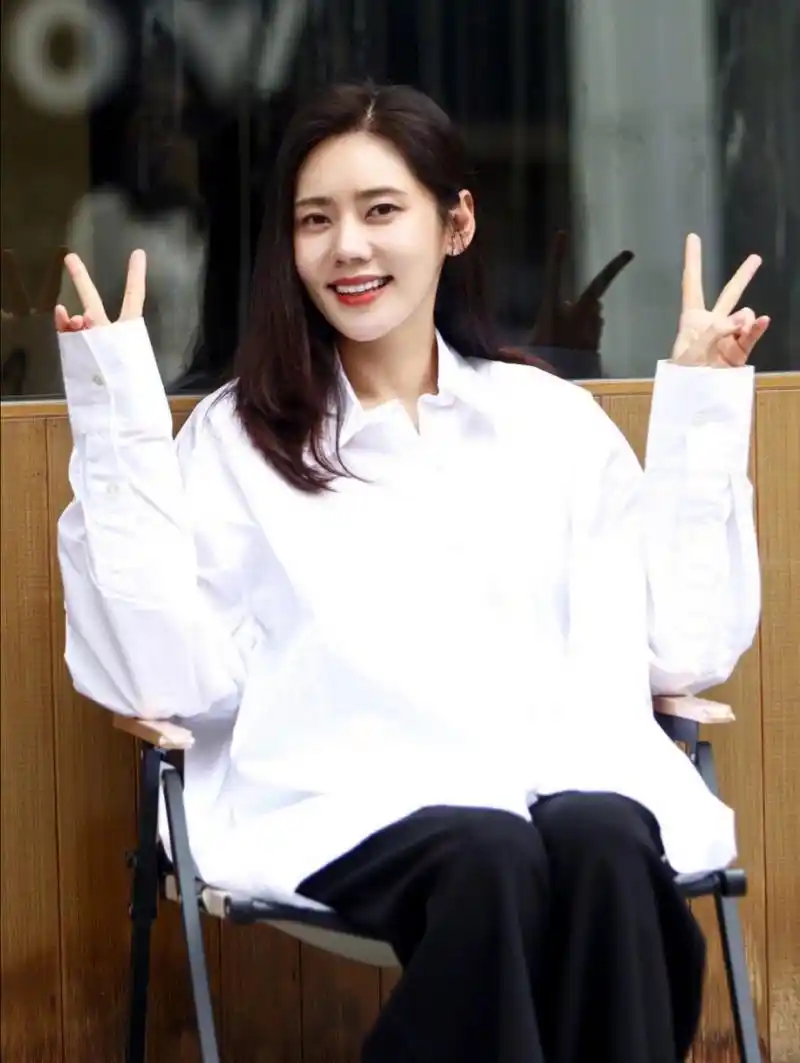 秋瓷炫户外随拍美照