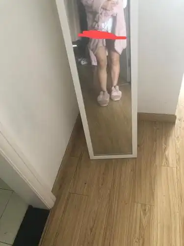 丑的腿是什么腿型集美们这种能穿啥下衣短粗的过分红线那里就是大腿根