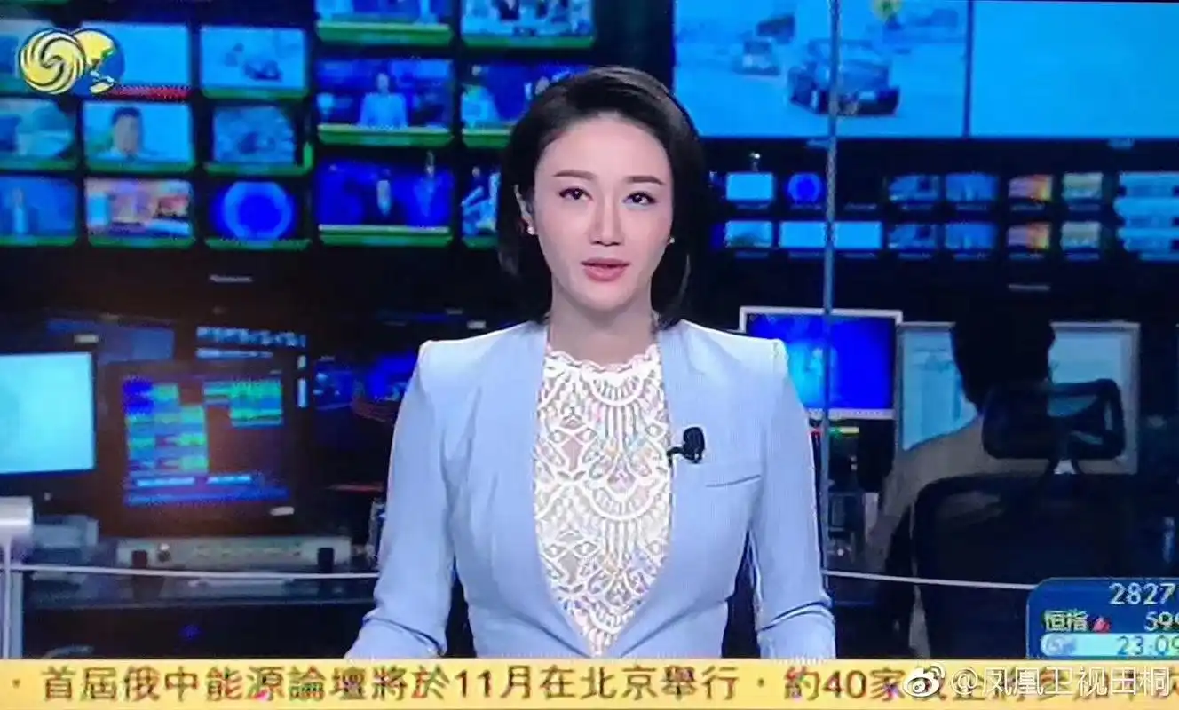 轻岁面膜:凤凰主持人田桐蜕变历程 看我72变 _节目