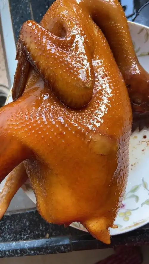 聪明伶俐000做的酱油鸡