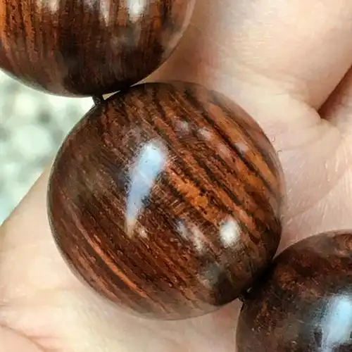 2012颗海黄油梨老料顺纹重5318gh26