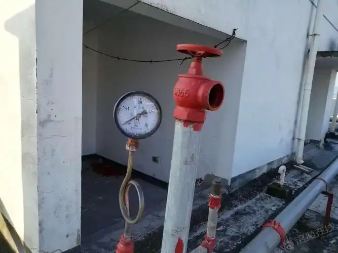 26楼消防栓旁边的压力表显示是零(已回复)