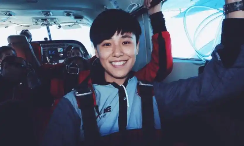 原创宋寅海上营救220人被称为中国最帅女机长她到底有多牛