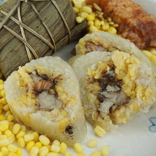 粽子广东江门特产端午节蛋黄新鲜绿豆五花肉粽粽子
