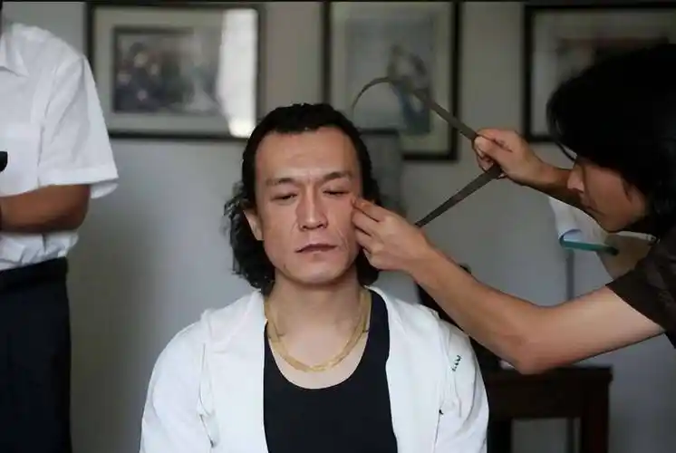 李咏病逝5年之后,妻子哈文深夜发布喜讯,网友:恭喜_女儿_法图麦_从