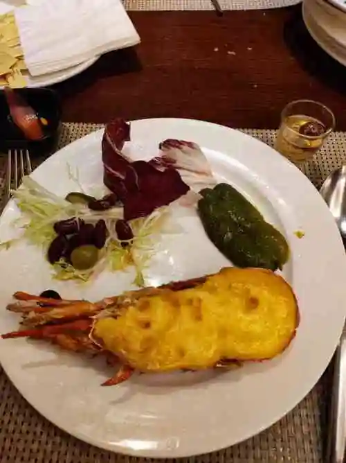 卡威尔酒店科芬园西餐·特色自助餐厅-"整体不错,但人太多,迟去了