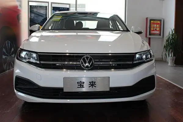 2021款大众宝来实车到店,内饰更大方,轴距2688mm,1.2t动力足
