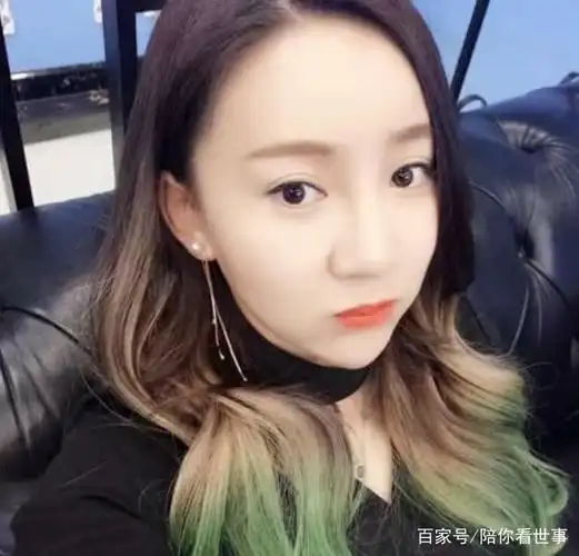 猫妹妹公司开业,路人镜头下刘大美真实身材曝光,判若两人不敢认