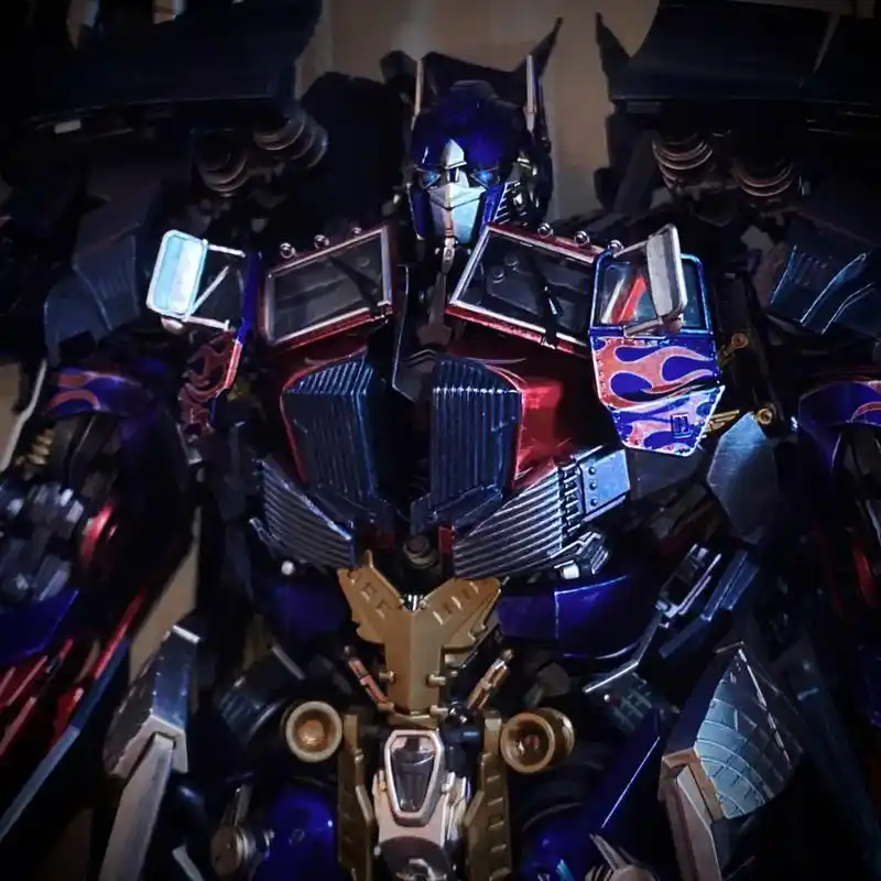 threezero dlx 擎天柱.记得当年变形金刚真人电影 - 抖音