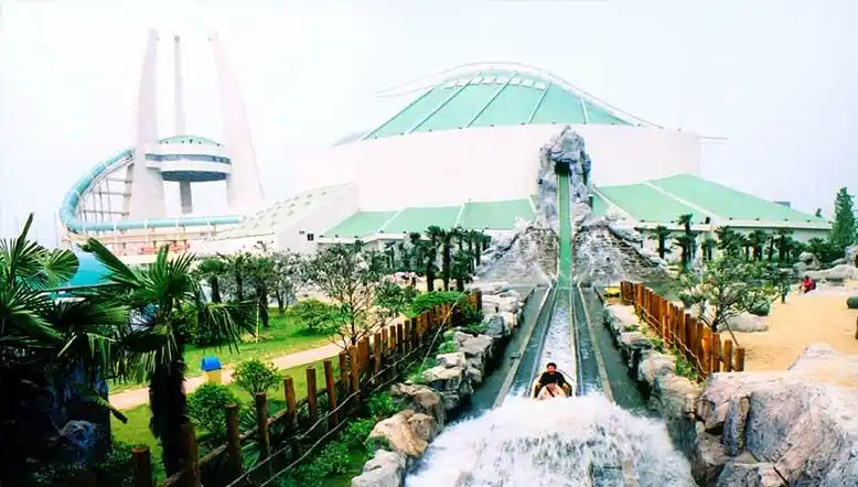 炫彩大风车,舞动极限中华恐龙馆游玩项目:中华恐龙馆,穿越侏罗纪,旦宝