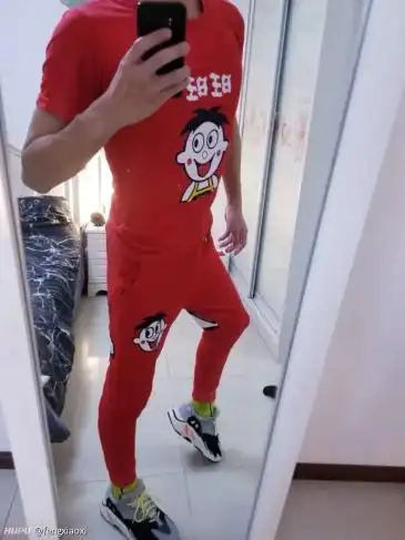 连个旺仔套装都不穿,好意思说自己精神?