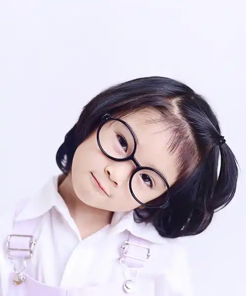 小女孩的短发发型设计要点你知道几个