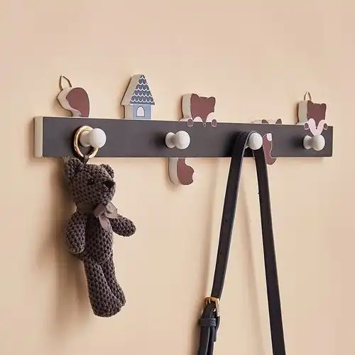 挂钩卧室墙壁少女一排可爱衣服排钩进户门挂钥匙的挂包架壁挂墙上