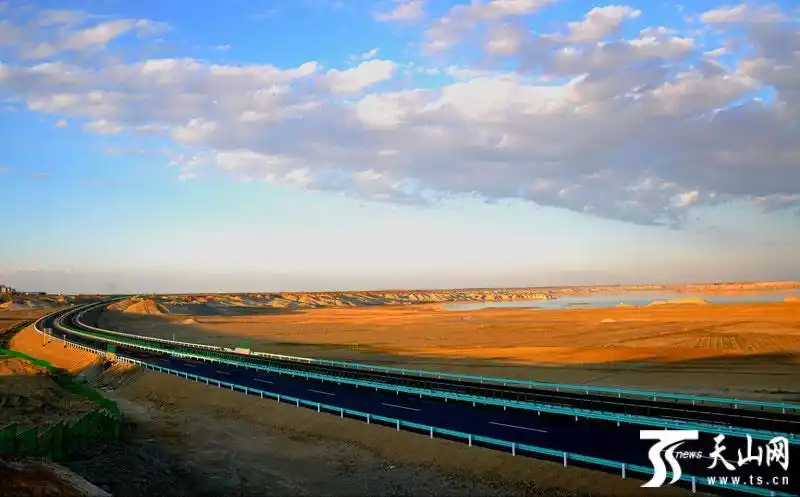 新疆高速公路一览