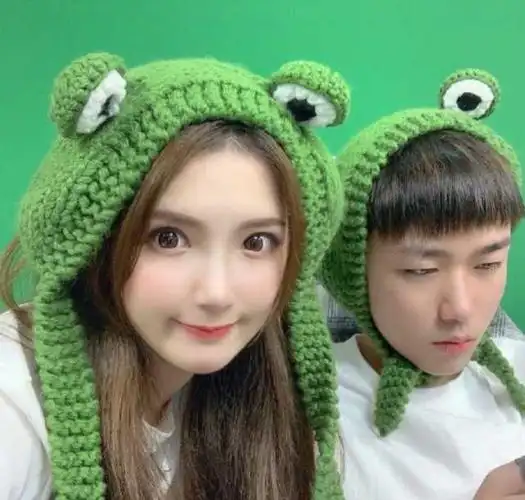 不求人官宣汤圆言柔cp感超强唯独他专心做这件事