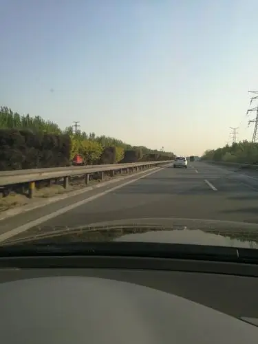 河北省秦皇岛市昌黎县g0111秦滨高速靠近歇马台村