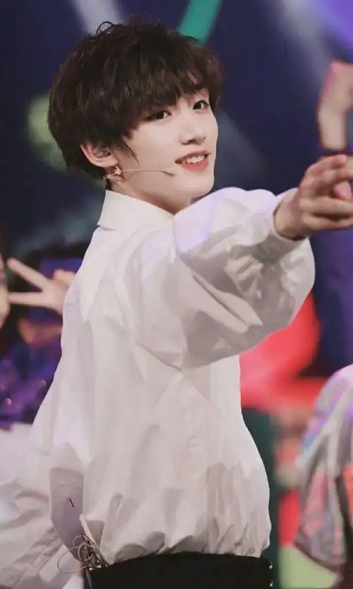 丁程鑫-时代峰峻语录和照片-话本小说网