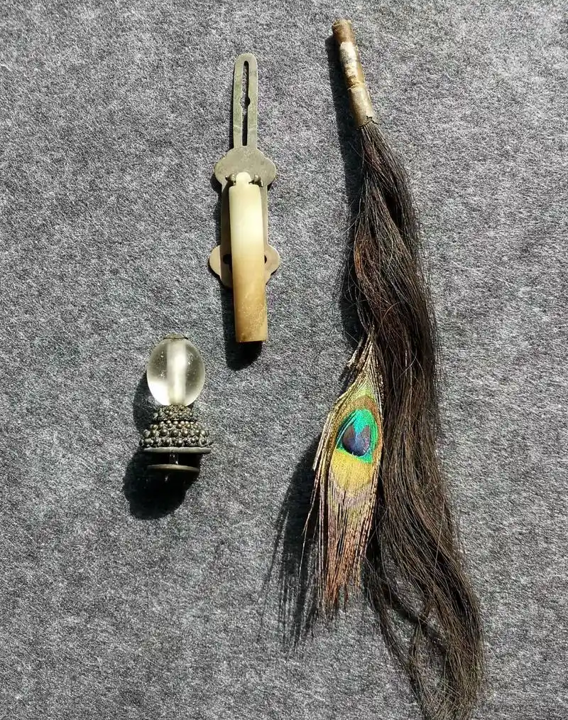 古玩 #器物之美 #老物件 清代五品夏凉帽顶戴花翎一套,传 - 抖音