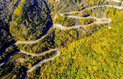 山西左权太行一号旅游公路层林尽染