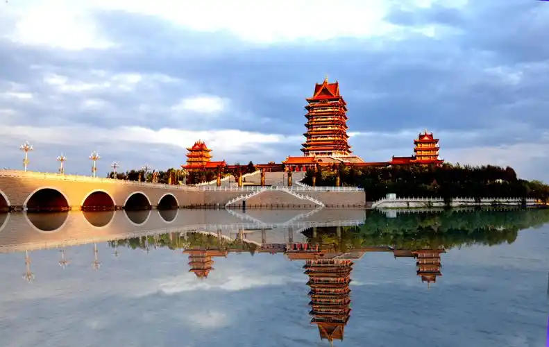 黄河金海岸第一楼——宁夏吴忠黄河楼