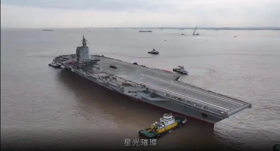 东海舰队宣传片,出现了大量南海与北海舰队的舰艇,这滋味不好受_腾讯