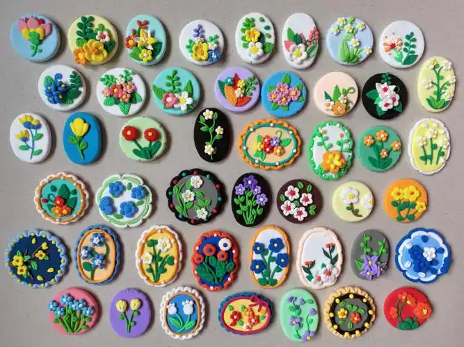 不知不觉又做了好多粘土小花