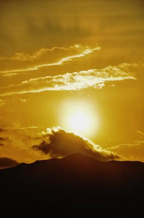 夕阳西下落日余晖