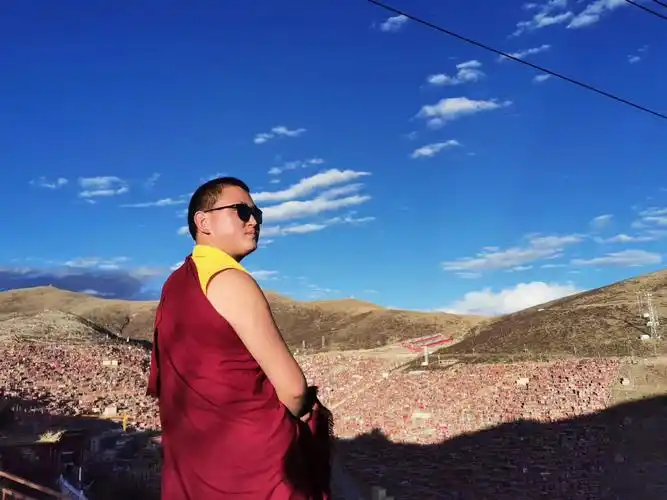 色达五明佛学院,有幸奇遇仁波切