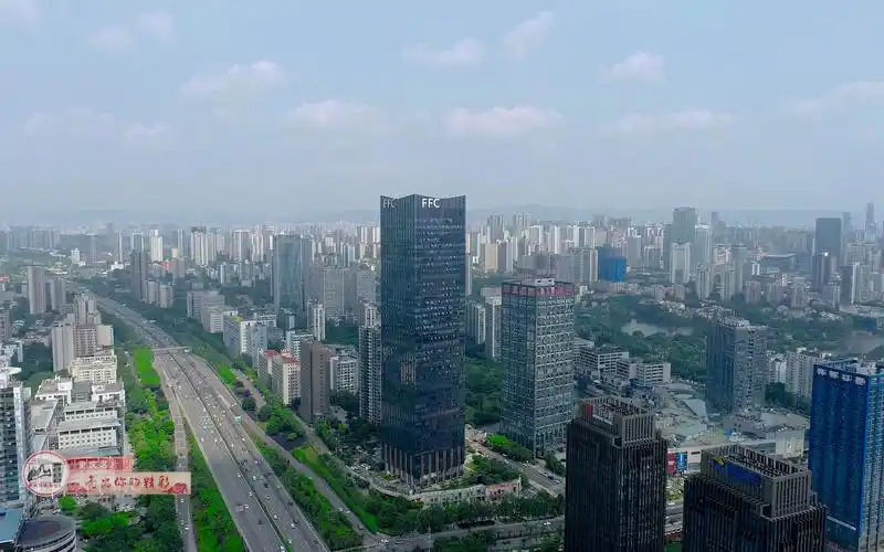 【重庆名片83】航拍重庆财富金融中心ffc大厦周边及部分"星"字楼宇