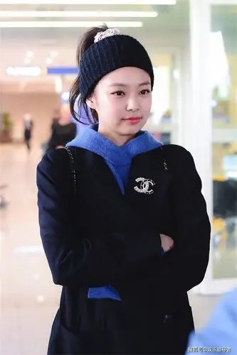 jennie的15种机场穿搭时尚又性感网友不愧是时尚的引领者
