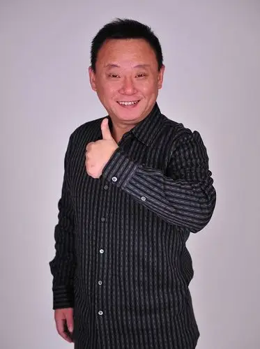 小品演员邵峰经纪人电话15001011131-邵峰代言费-邵峰经纪公司