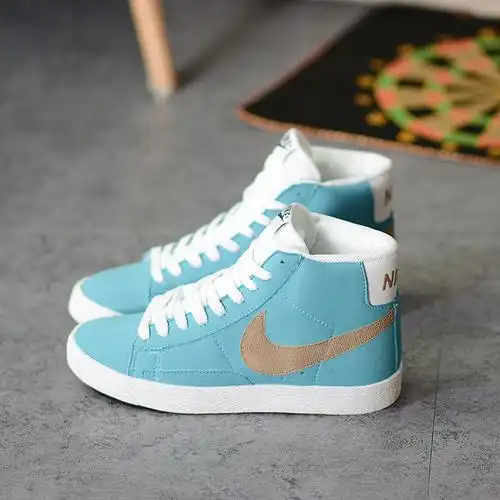 厂家直销!开拓者高帮运动鞋