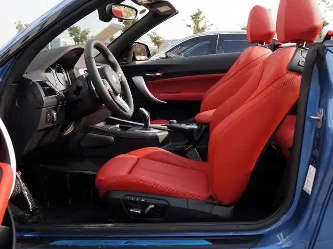 宝马(进口) 宝马2系 2018款 225i 敞篷轿跑车 尊享型 m运动套装