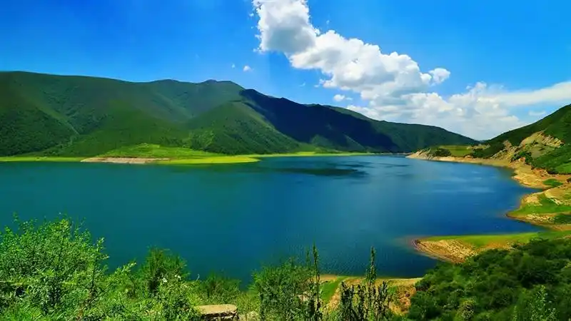 一页 下一页 作品名称: 田园水生态  作品描述: 黑泉水库(也称宝库河)