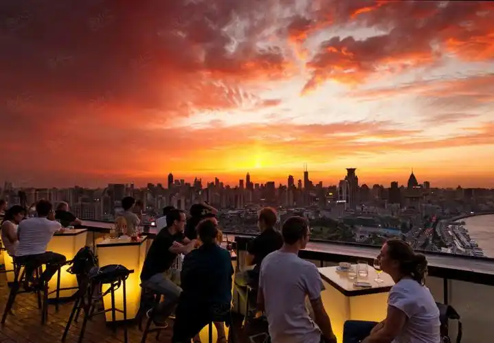 上海外滩英迪格酒店恰酒吧南露台详情