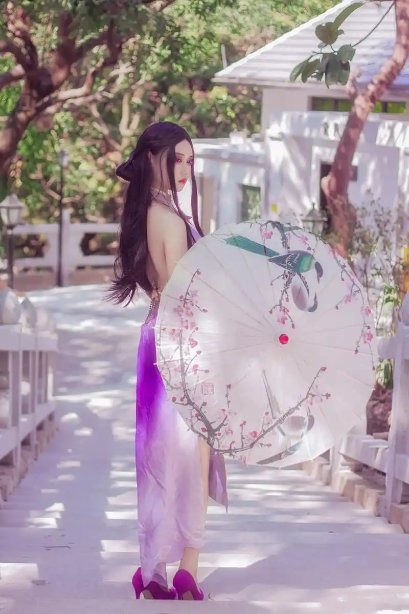 王者荣耀:露娜紫霞仙子开腿旗袍cos正片,小姐姐你的至尊宝呢?
