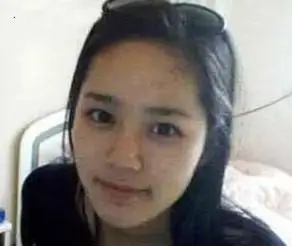 谁能找到韩佳人的儿时照片或素颜照?急!