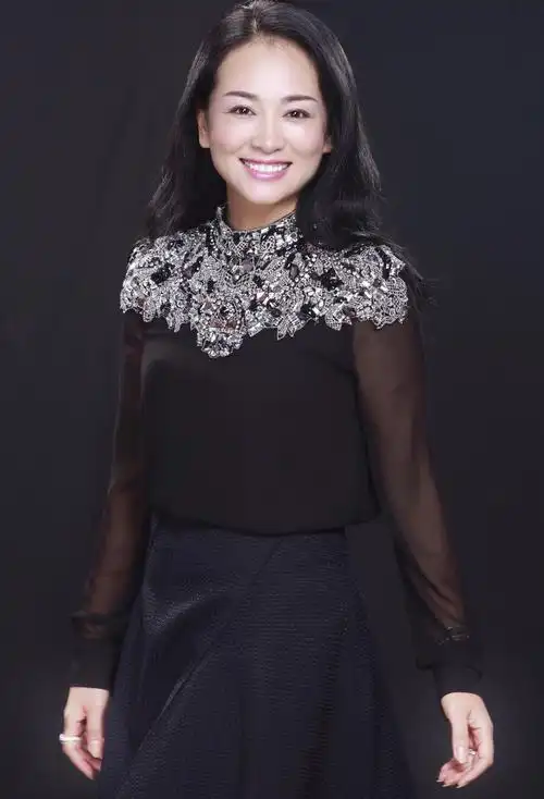 《照相师》礼赞改革开放40年 涓子演绎时代浪潮中的女人史诗