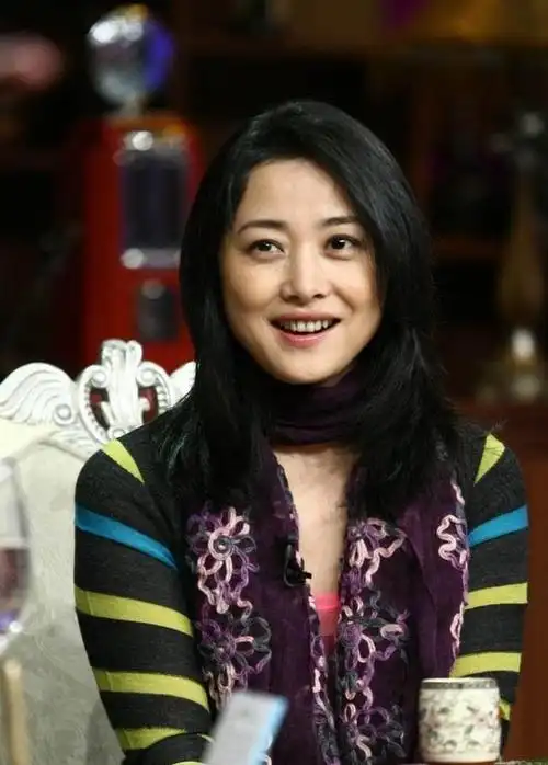 刘蓓的强悍人生:3次婚姻却只嫁过2个男人,两度成为张若昀后妈