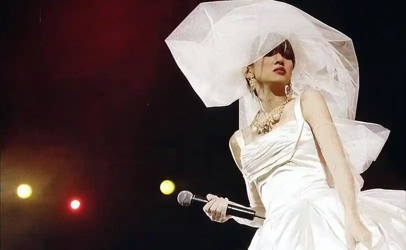 梅艳芳弥留之际,多次吩咐保镖我死都不会再见那两个人