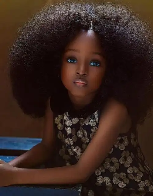 摄影师无意间拍出世界最美女孩,被人们都称黑人版芭比娃娃!