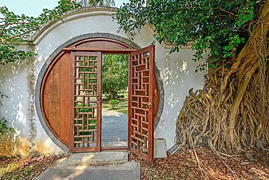 海南儋州东坡书院,圆门