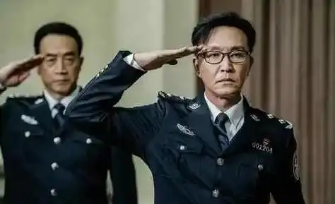 怪不得演警察那么像这5位演员曾是真的阿sir最后一位还是警花